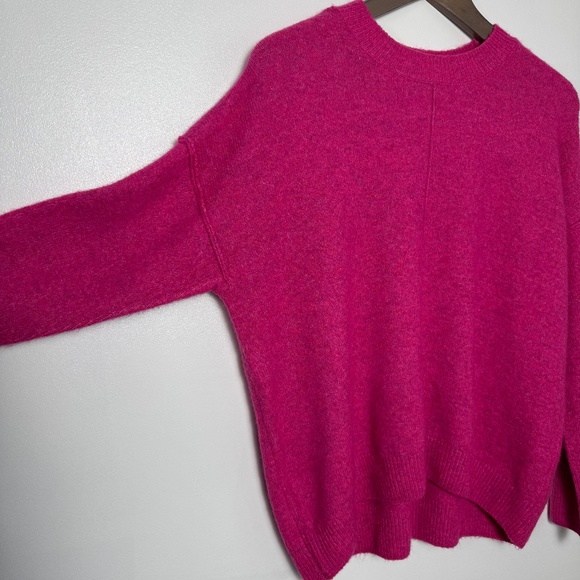 Vince Camuto Exposed Seam Crewneck Sweater Relaxed Fit Bright Pink Size XS/S - Picture 5 of 15